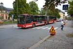 lions-city-gelenkbus/376901/scf-352-auf-der-ueberlandlinie-753 SCF 352 auf der Überlandlinie 753 nach Östertälje am 13.09.2014.