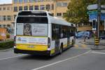 7700-solobus/460770/sh-38001-faehrt-am-07102015-auf-der SH-38001 fährt am 07.10.2015 auf der Linie 5. Aufgenommen in der Adlerstrasse Schaffhausen / Verkehrsbetriebe Schaffhausen / Volvo 7700. 