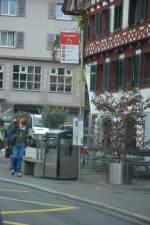 schweiz-kanton-schwyz/467442/bushaltestelle-hauptplatz-kuessnacht-aufgenommen-am-08102015 Bushaltestelle, Hauptplatz (Küssnacht). Aufgenommen am 08.10.2015.