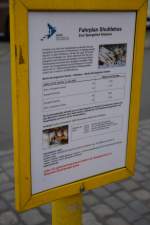 Bushaltestelle für den Spargelbus. Aufgenommen am 05.05.2015 / Berlin Zoologischer Garten. 
