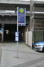 niedersachsen-hannover/393736/bushaltestelle--hannover-hauptbahnhof-e-august-platz-am Bushaltestelle , Hannover Hauptbahnhof E.-August-Platz am 07.10.2014.