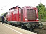 212 007-9 mit einem Sonderzug nach Bochum Dahlhausen am 16.4.2011 in Essen Steele