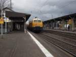Bahngruppe 216 mit einem Bauwagen in Beuel am 8.11.10
