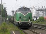 BEG V200 mit dem Alu-Zug in K�nigswinter am 19.5.2011.