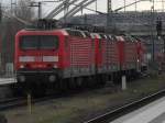 Ein Lokzug bestehend aus Br 143