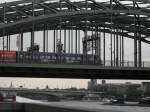 Der Steuerwagen der Nachtzuggarnitur der K�lner S-Bahn am 14.05.10. auf der Hohenzollernbr�cke.