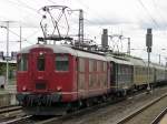 CB 10019 mit der blauen Schwestermaschine am Hetzerather in K�ln Deutz am 8.7.2011