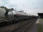 Zwei sch�ne neue Kesselwagen in K�ln-West.