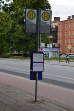Bushaltestelle, Teltow Warthestraße. Aufgenommen am 17.07.2016.
