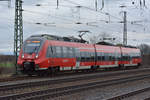 Am 11.12.2016 fährt dieser ET 442 (422 622) auf der RB 22 nach Potsdam Hauptbahnhof. Aufgenommen im Bahnhof Saarmund. 