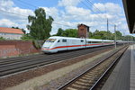 Dieser ICE 1 (BR 401) mit der Triebzugnummer 167 (Garmisch-Partenkirchen) ist am 26.06.2016 unterwegs nach München Hauptbahnhof (ICE 691).
