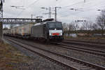br-189-siemens-es64f4/621082/am-11122016-zieht-die-br-189-804 Am 11.12.2016 zieht die BR 189-804 (ES 64 F4 - 804) einen Güterzug in Richtung Ludwigsfelde. Aufgenommen bei der Durchfahrt Saarmund. 