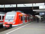 ET 422 (422 028-1) fährt am 13.05.2009 auf der Linie S1 nach Dortmund.