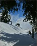 Der Train Astro-Pl�iades auf der Fahrt vom Les Pl�iades hinunter nach Blonay.