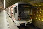 Am 16.07.2014 wurde diese U-Bahn aufgenommen in der Innenstadt von Prag.